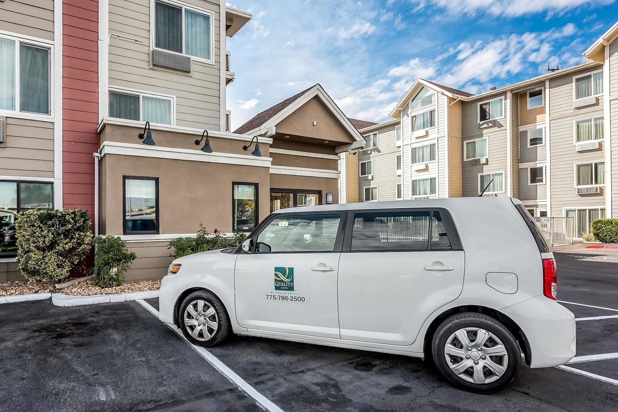 Quality Inn & Suites Reno Airport エクステリア 写真