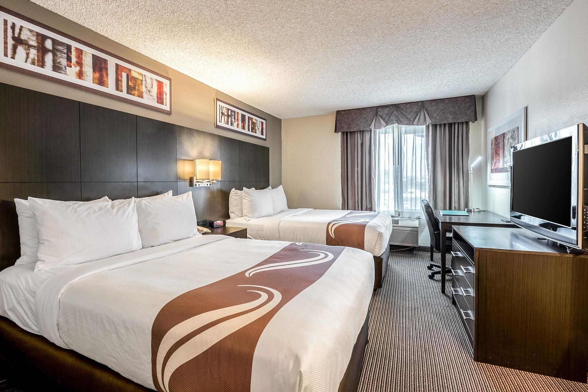 Quality Inn & Suites Reno Airport エクステリア 写真