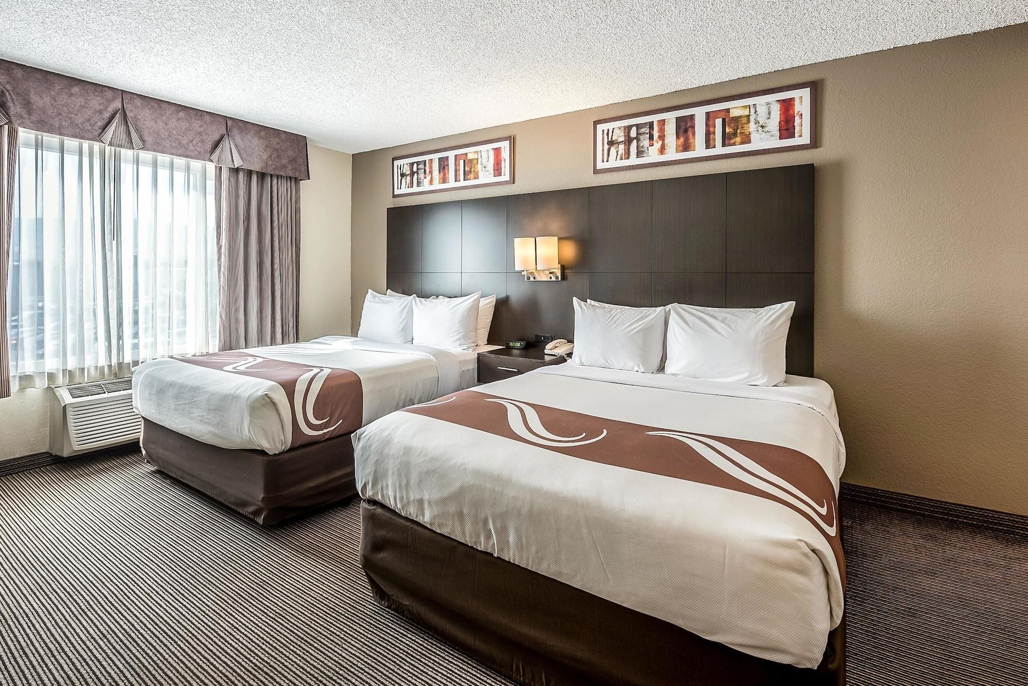 Quality Inn & Suites Reno Airport エクステリア 写真